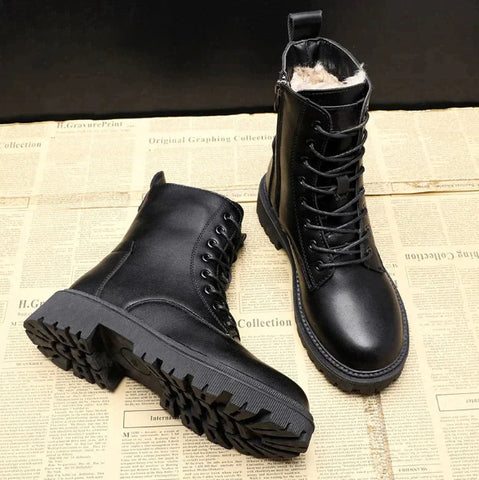 Women's Black Winter Boots | Lined