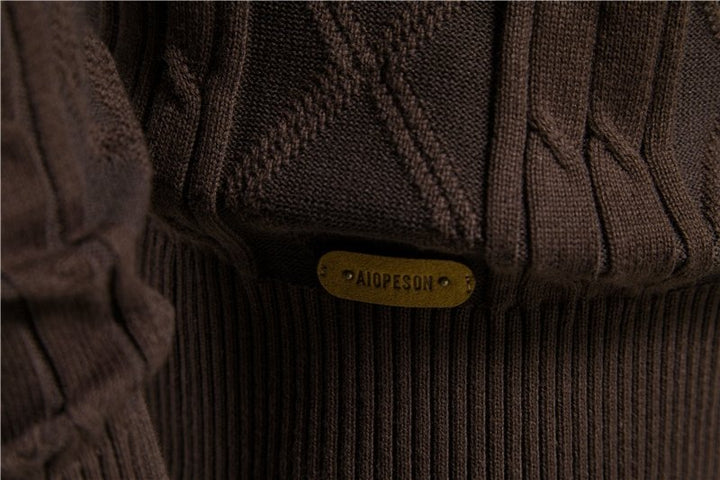Men's V-Neck Cardigan | Knitting